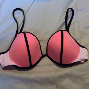 NEW Victoria’s Secret Bikini top 36D